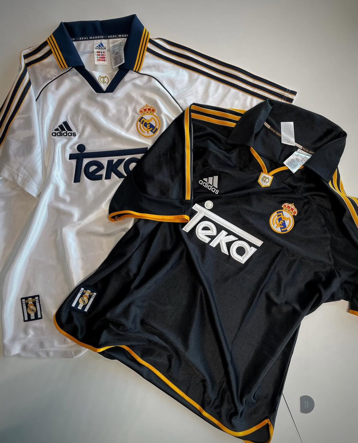 Real Madrid Home Retro Kit 1999/ 2000