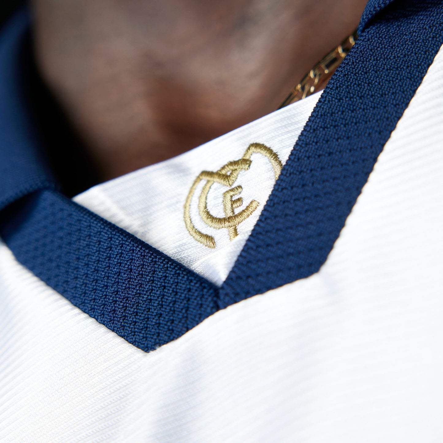 Real Madrid 1999/2000 Home Jersey - Special Edition (JJ3801)