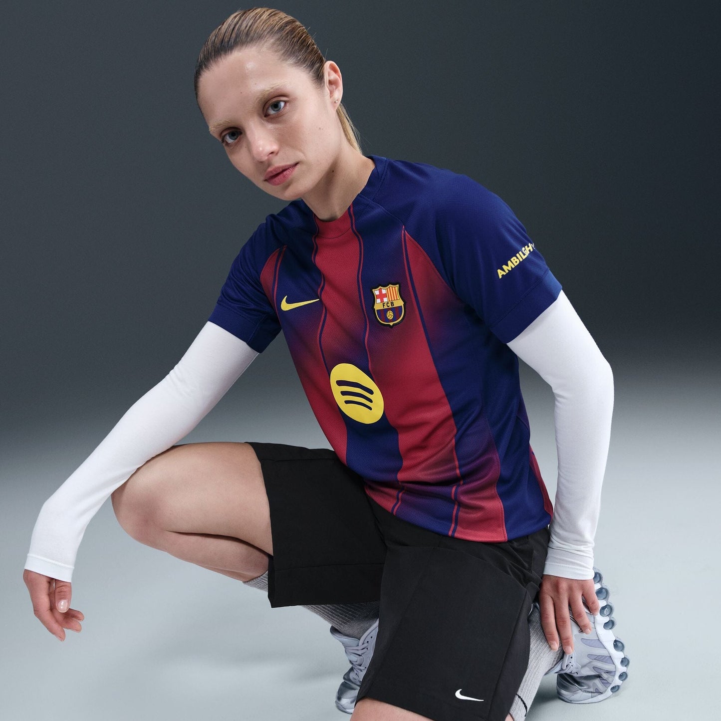 FC Barcelona 25/26 Home Women's Jersey (HJ5095-456)