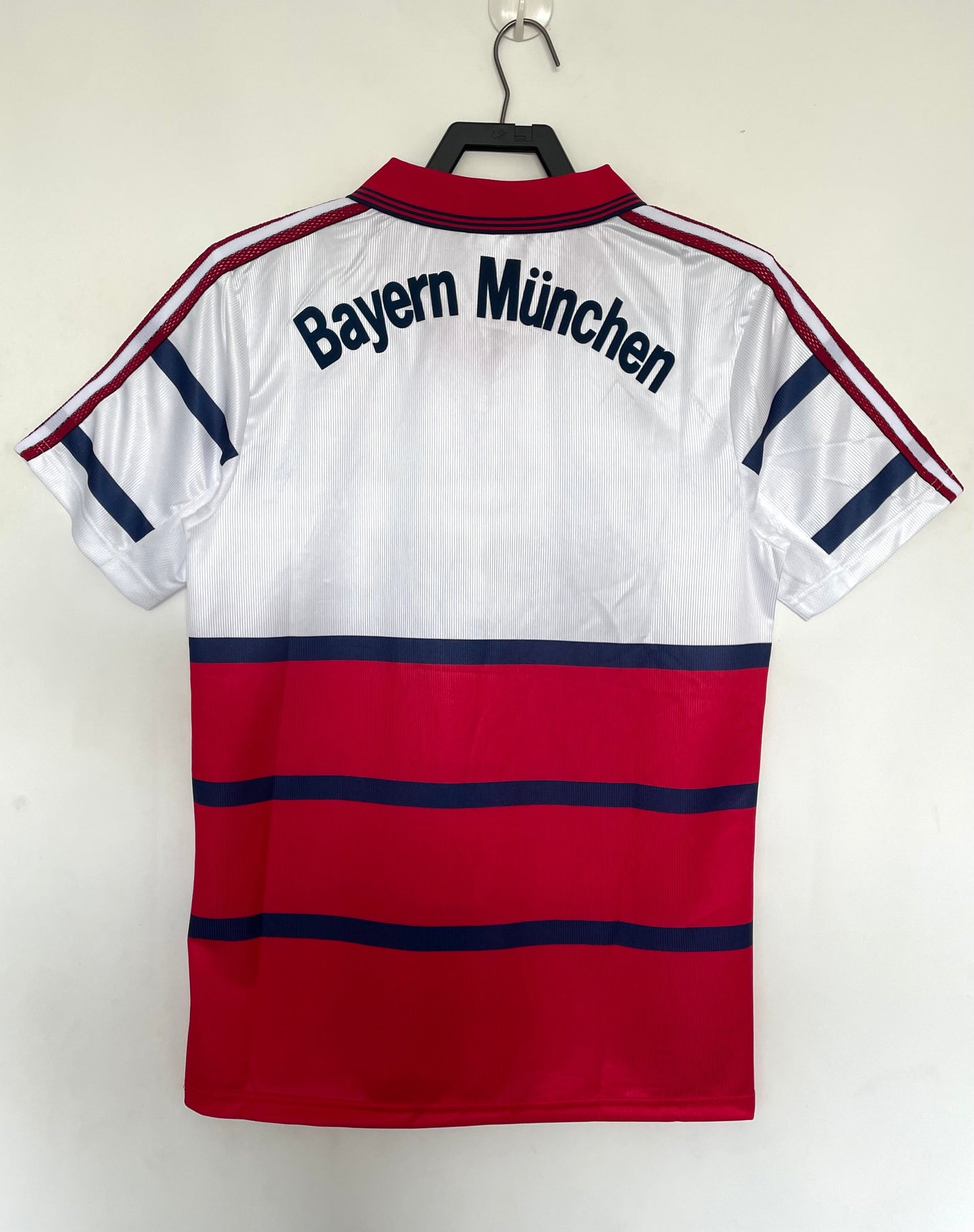 Bayern Munich retro Away kit - 1998-1999