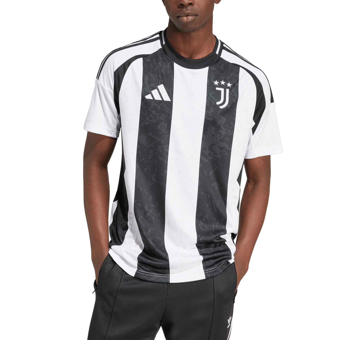 Juventus 24/25 Home Jersey (IS8002)