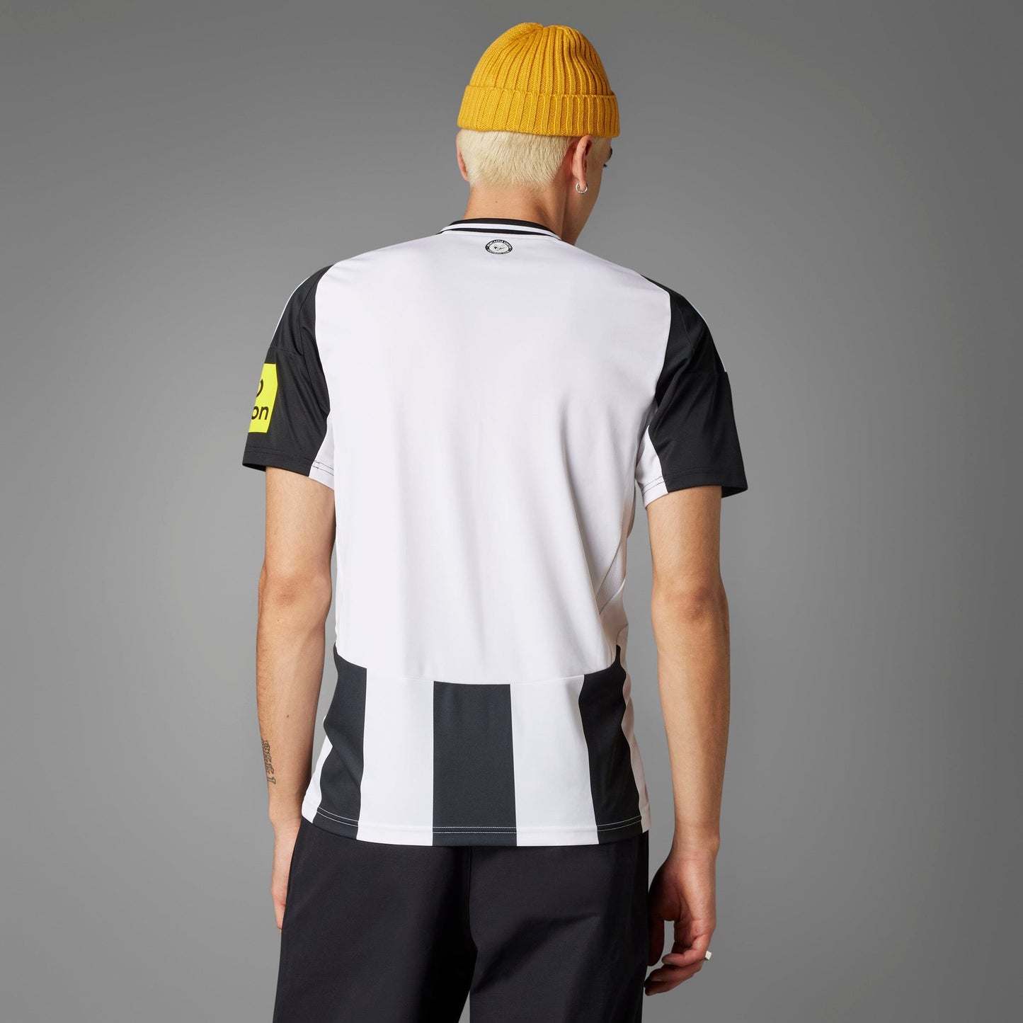 Newcastle United FC 24/25 Home Jersey (IX3165)