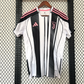 Juventus  25/26 home  kit